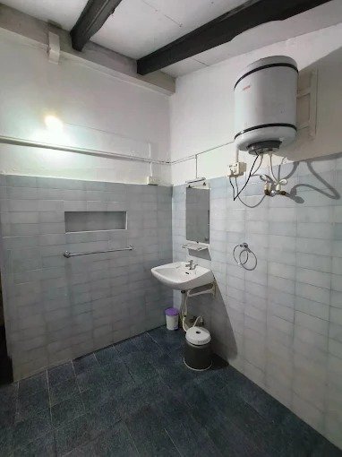 Redstone villas washroom